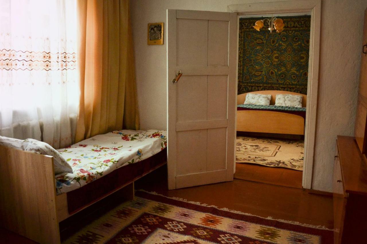 Guesthouse Bermet Tong Kültér fotó